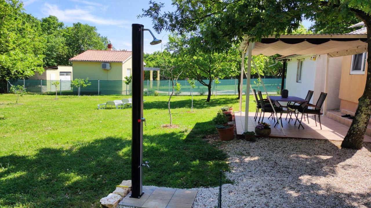 Tiny House Dora Marčana Exterior foto